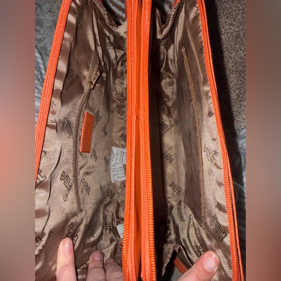 Glamor sunset-colored, alligator-skin textured satchel w/ crossbody strap- NWT - Picture 5 of 12